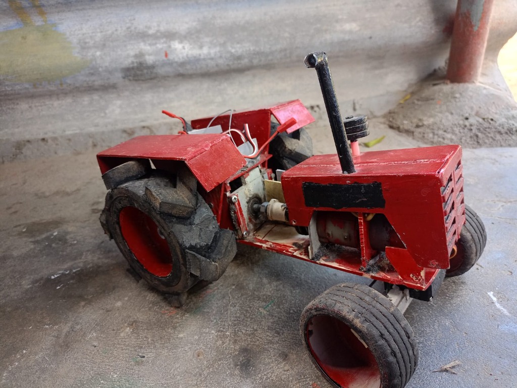 Mahindra 415DI XP PLUS